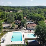 Camping Les Tourterelles Chalets Et Mobilhomes Kamp alanı