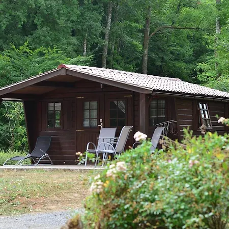 Campsite Camping Les Tourterelles Chalets Et Mobilhomes Tourtoirac