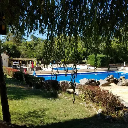 Campsite Et Mobilhomes Les Tourterelles Tourtoirac