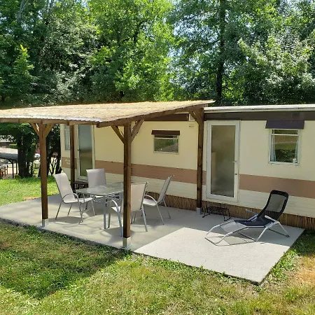 Campsite Et Mobilhomes Les Tourterelles