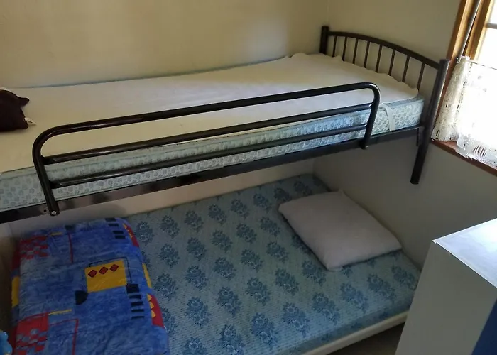 Camping Les Tourterelles Chalets Et Mobilhomes
