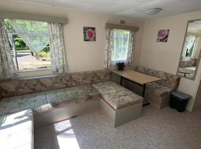 Campsite Camping Les Tourterelles Chalets Et Mobilhomes